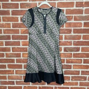 Sisley zip front dress